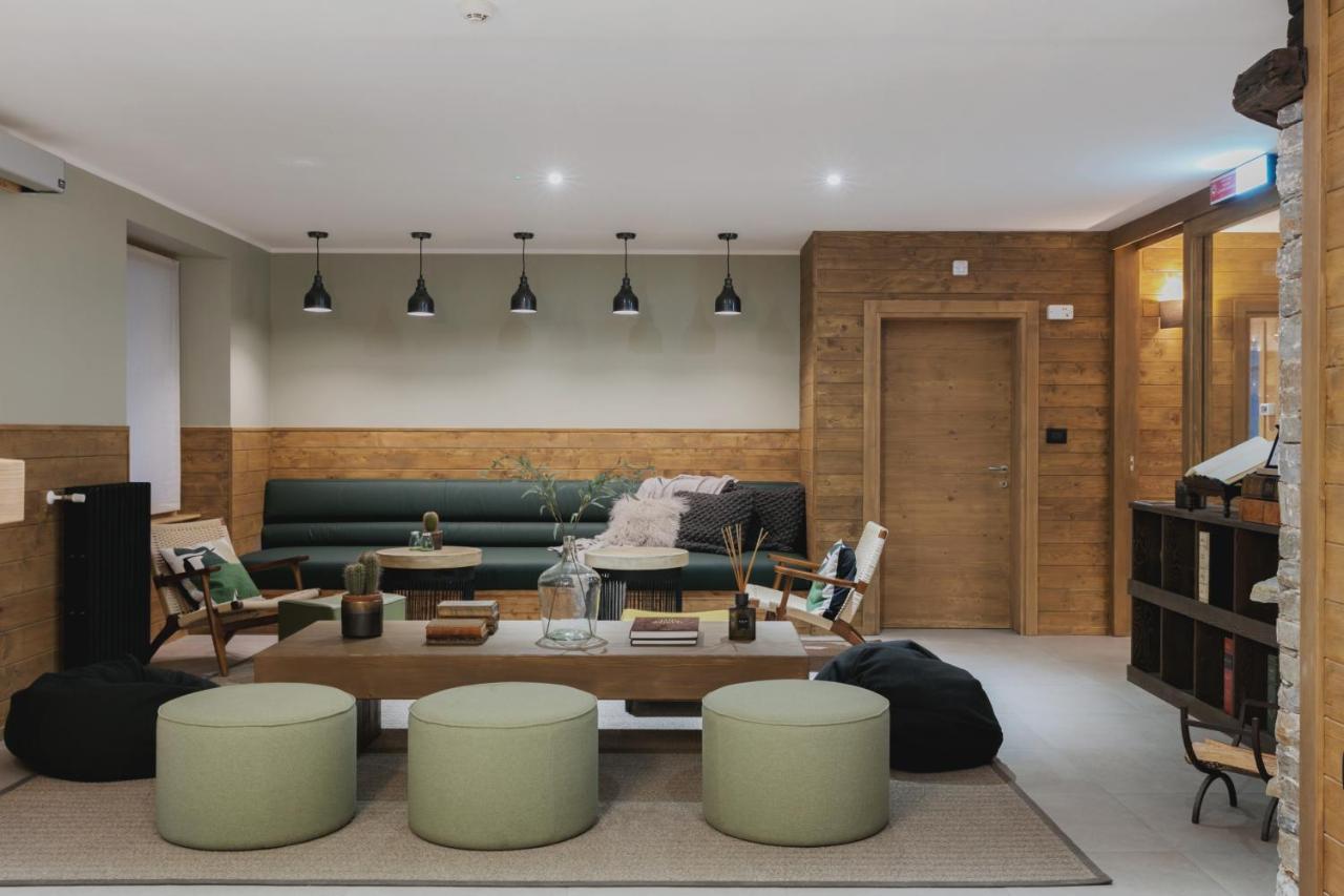 Albergo Miramonti Corteno Golgi ภายนอก รูปภาพ